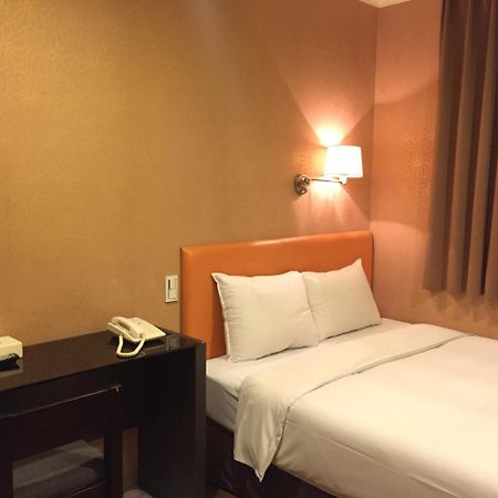 Garden Hotel Taichung Esterno foto
