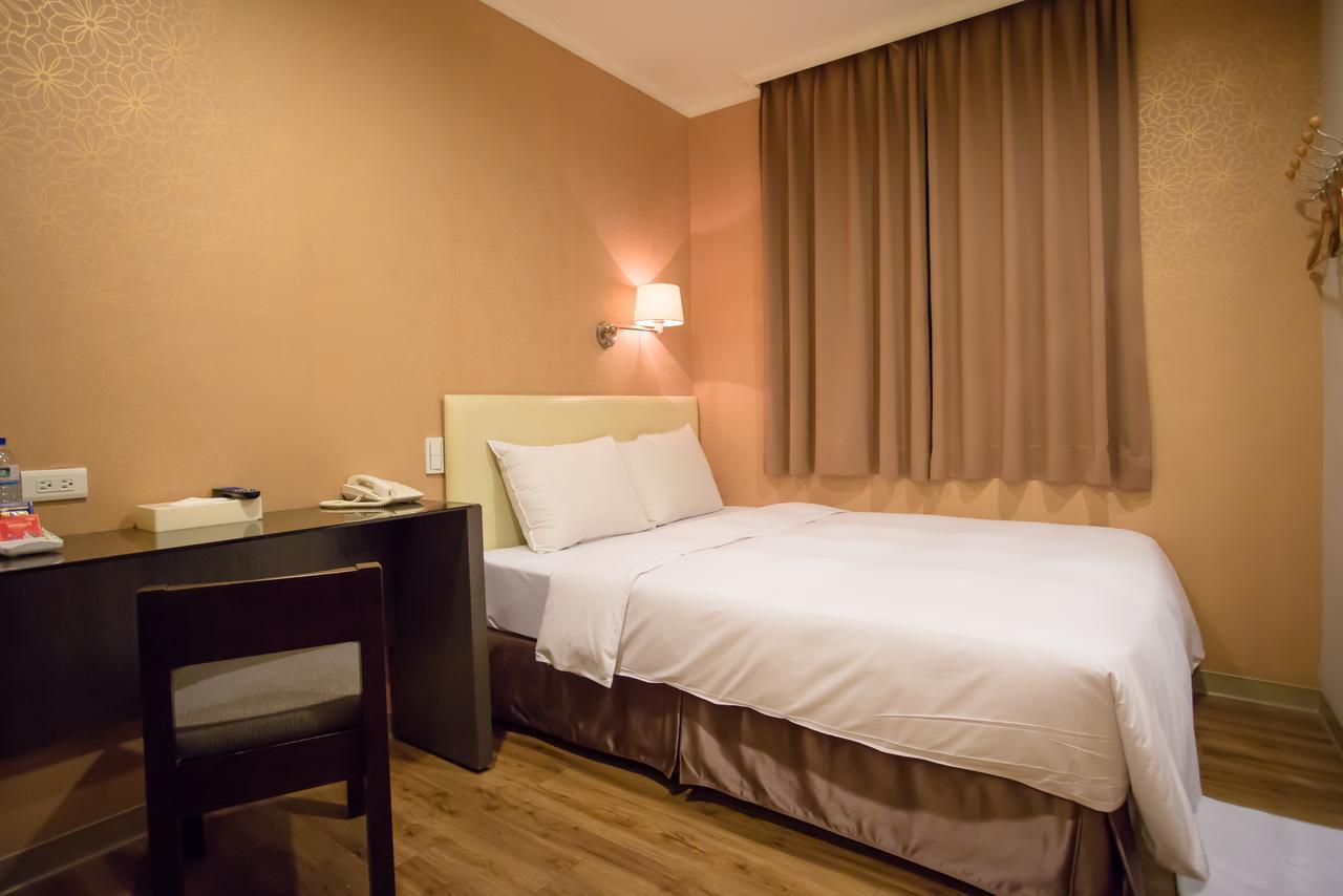 Garden Hotel Taichung Esterno foto