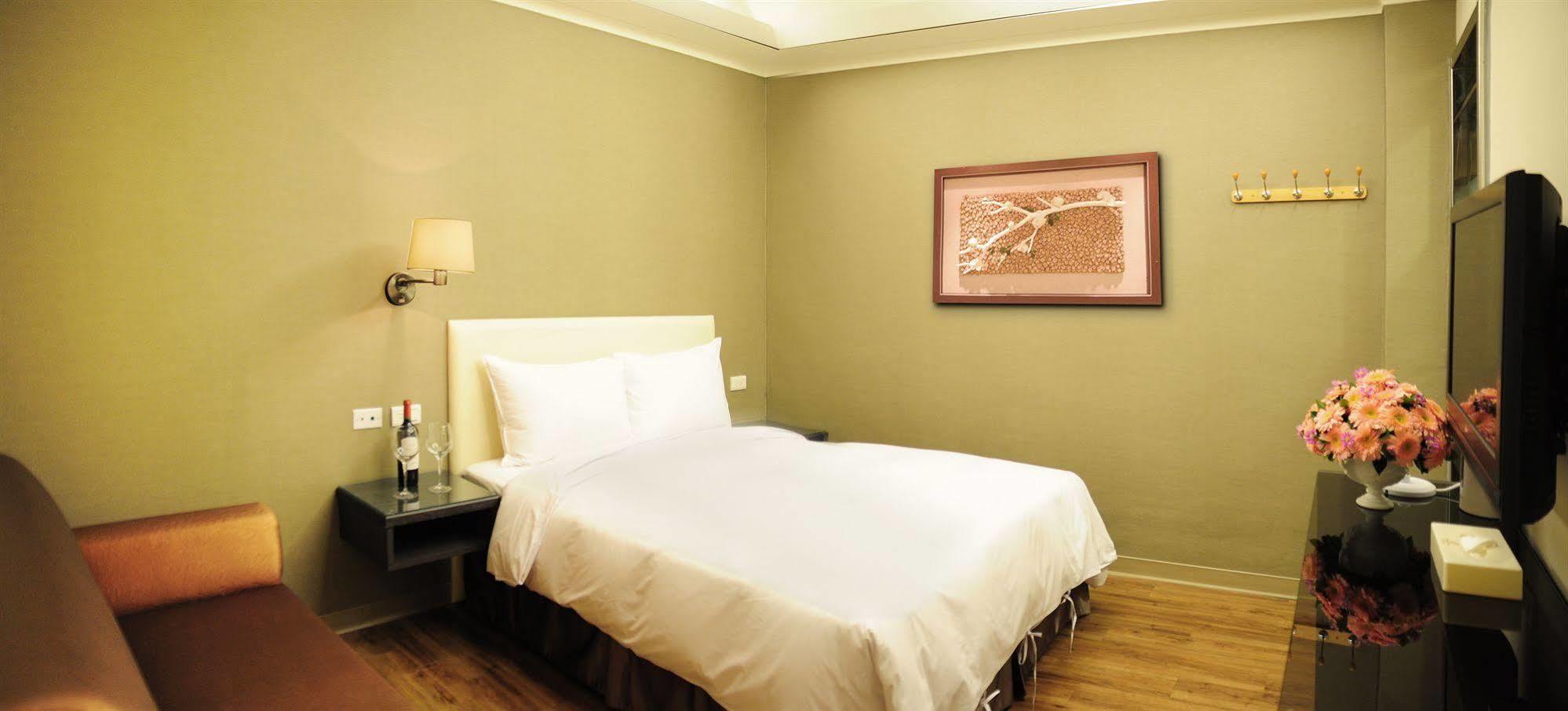 Garden Hotel Taichung Esterno foto